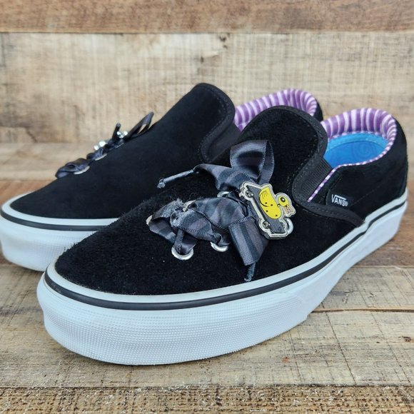 Vans x Disney Nightmare Before Christmas Women Sz 8 Slip On Haunted Toys Suede - Picture 3 of 9